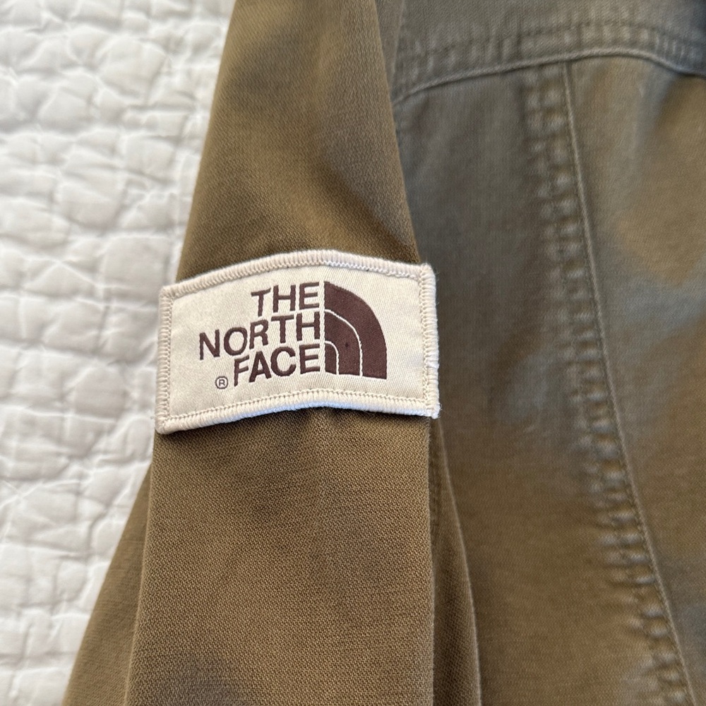 The North Face Olive Green Utility/ Barn Jacket - Picture 4 of 12